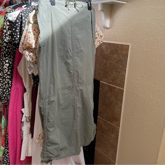 Urban Outfitters Cargo Toggle Maxi Army Green skirt - Picture 5 of 5